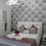 Victory Hotel *